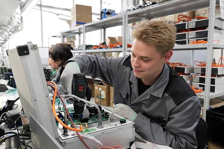 Новосибирский производитель электроники на 45% снизил количество несоответствующей продукции