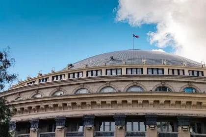 Куполу НОВАТа возвращают исторический вид в Новосибирске