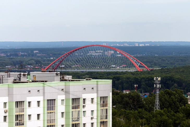 Новосибирец разогнал Mitsubishi на Бугринском мосту до предельной скорости