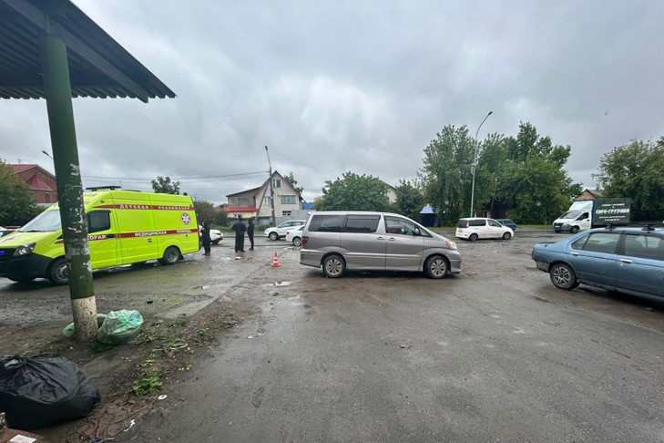 Трехлетний мальчик умер в «скорой» после ДТП в Новосибирске