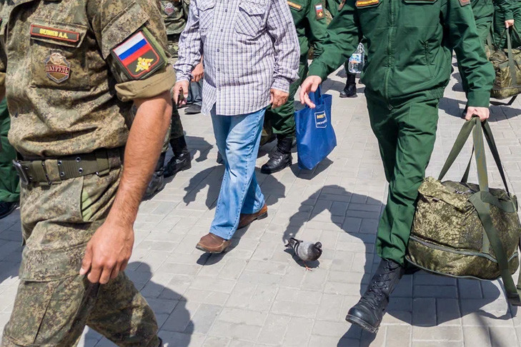 Шесть лет колонии дали любителю отдохнуть от армии в Новосибирске