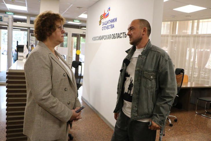 Орден Мужества вручили участнику проекта «Герои НовоСибири» Олегу Такмакову