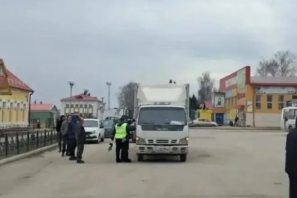Новосибирский суд наказал водителя за смерть пенсионерки на вокзале