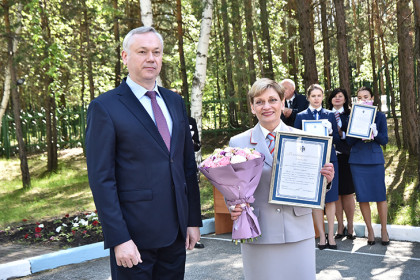 Андрей Травников поздравил новосибирцев с Днём защиты детей