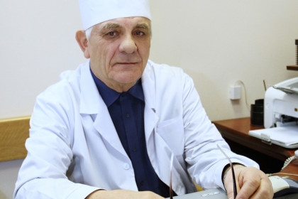 Умер выдающийся врач Новосибирской областной больницы Валентин Исаенко