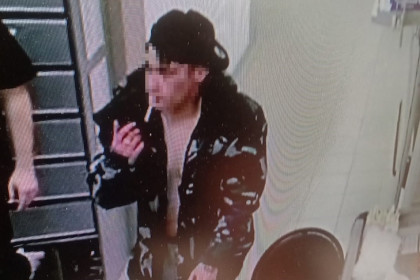 Эксгибиционист с презервативами убежал из магазина в Новосибирске