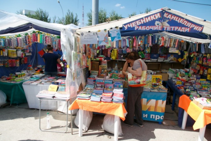 Цены ниже рыночных: школьные ярмарки открылись в Новосибирске