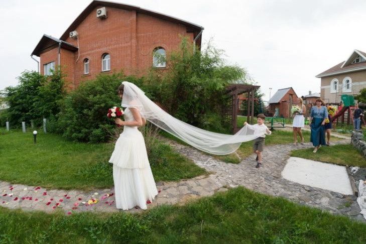 Свадебный бум в июле пережили жители Новосибирской области