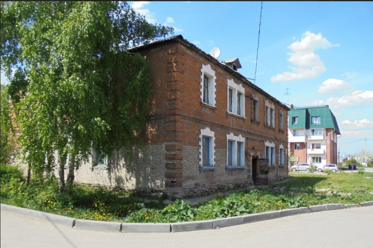 Жильцам аварийной двухэтажки на Расточке предлагают продать квартиры мэрии Новосибирска