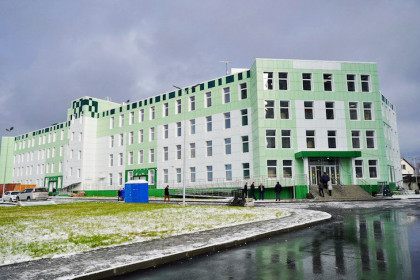 Новую поликлинику на улице Татьяны Снежиной сдадут до конца 2023 года