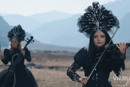 Музыку гения в горах Алтая сыграли красотки из Silenzium
