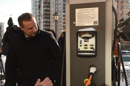 Сеть зарядных станций для электрокаров расширяют в Новосибирске
