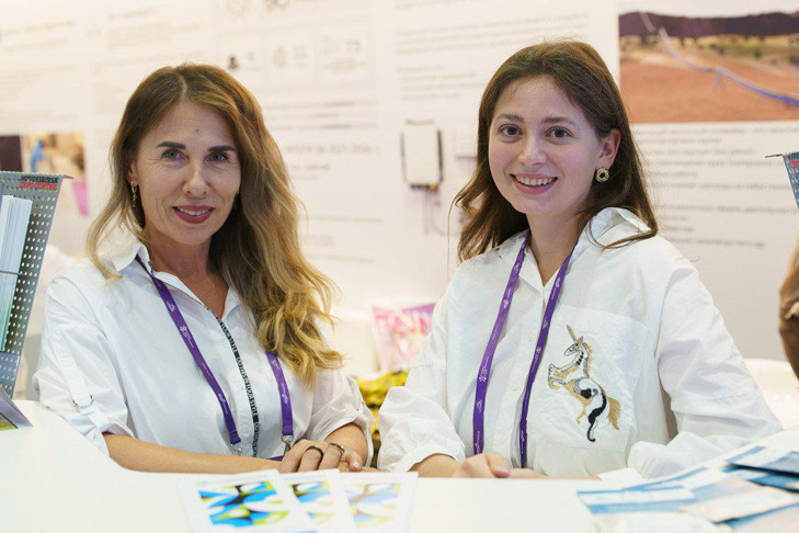 Средства для быстрого заживления ран и устройства, имитирующие работу человеческого мозга: на «Технопроме» представили успешные проекты сибирского НОЦ