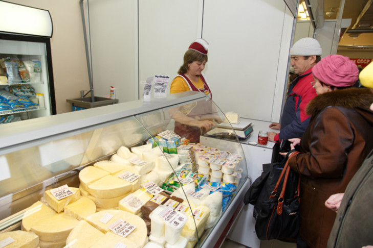 Профицит по большинству продуктов питания создан производителями в Новосибирской области