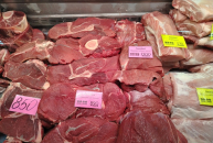 Новосибирцы переключаются с мяса и молока на крупы и макароны