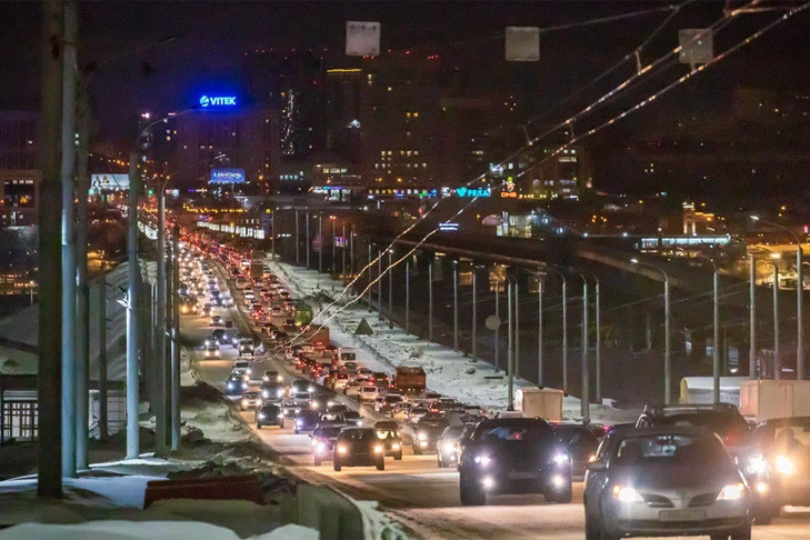 Режим черного неба продлили еще на сутки в Новосибирске