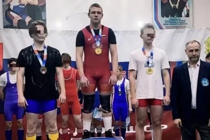 Сибирский чемпион по пауэрлифтингу погиб в Таиланде после загадочного звонка