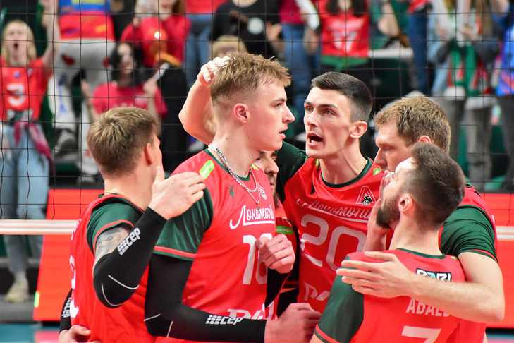 «Локомотив» и «Зенит-Казань» показали в Новосибирске волейбол мирового уровня