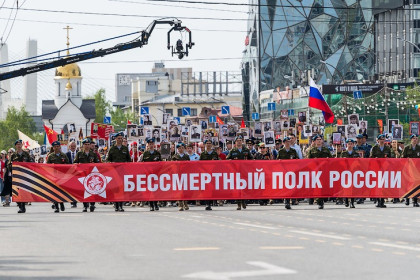 Бессмертный полк пройдет очно 9 мая по центру Новосибирска на День Победы-2026