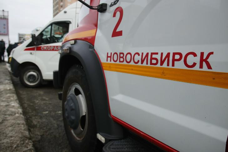 Водители спасли пожарных из болота в Каргатском районе