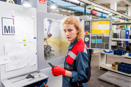 Более 2200 жителей Новосибирской области уже обучаются по нацпроекту «Кадры»