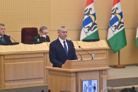 Депутаты Заксобрания утвердили отчёт Андрея Травникова