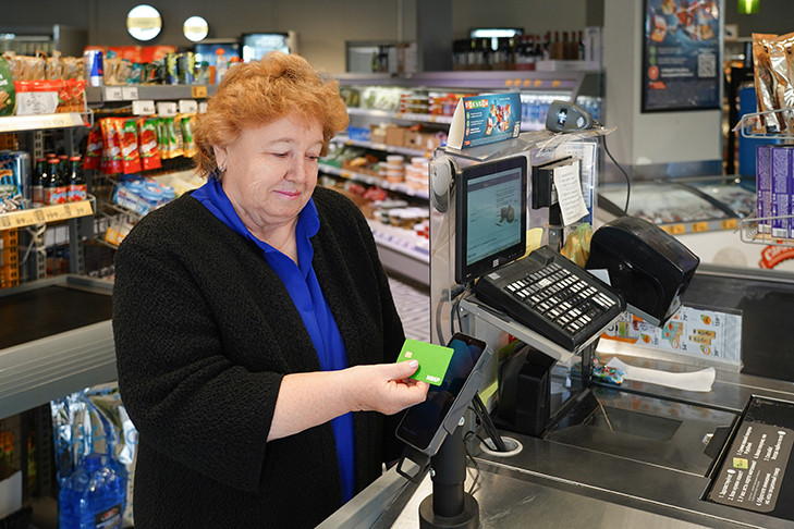 Пенсионеры Новосибирска могут делать покупки в «Пятёрочке» с повышенной скидкой