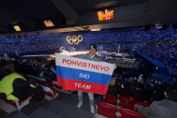 Новосибирский предприниматель развернул российский флаг на трибунах Олимпиады