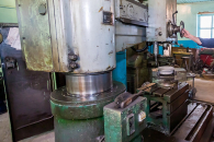 В Барабинске на предприятии руку токаря затянуло в токарный станок