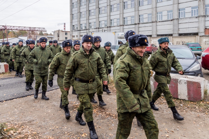 Условия покупки оружия в России хотят упростить для ветеранов СВО