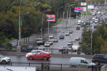 Авто со скрученным пробегом продают в Новосибирске