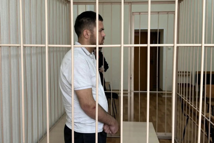 Мигранта Жураева закрыли в СИЗО за убийство 3-летней девочки в Новосибирске