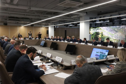 Анатолий Серышев провел заседание по развитию туризма Сибири