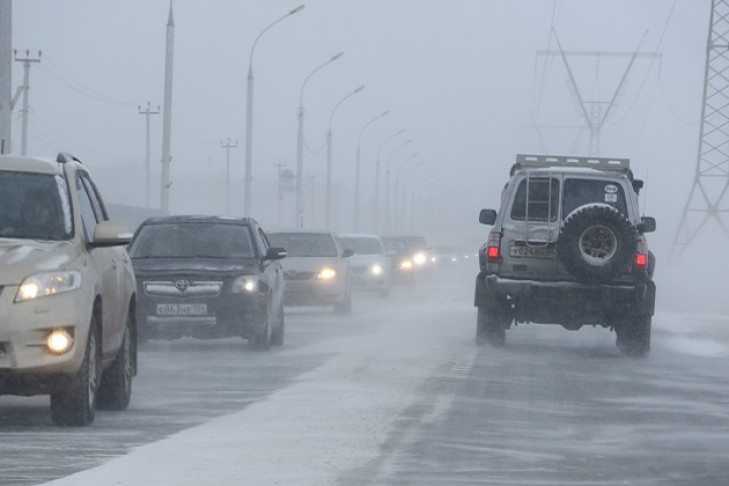 Лишать прав из-за повторных нарушений ПДД: идею одобряет половина новосибирцев