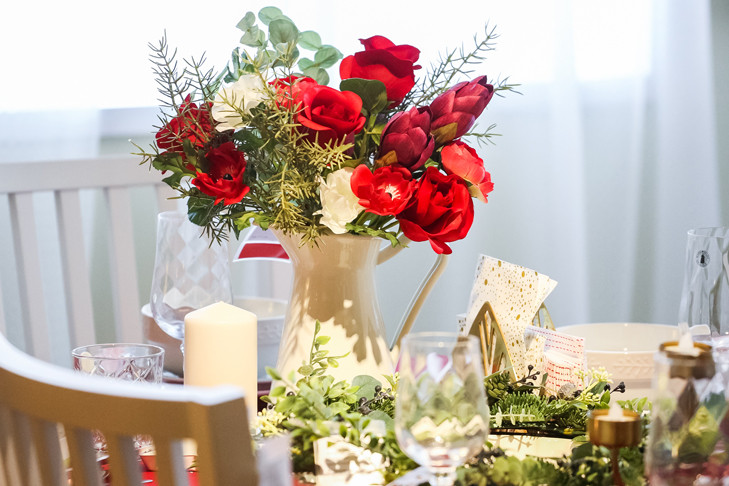 ЦБ РФ: Мошенники могут использовать доставку цветов к 8 Марта в Новосибирске