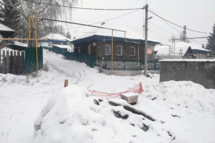 На невозможность выехать из дома из-за строительства парка «Каменка» в Новосибирске жалуются жители Комбинатской