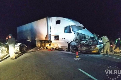 Трое мужчин погибли в ДТП в Новосибирской области