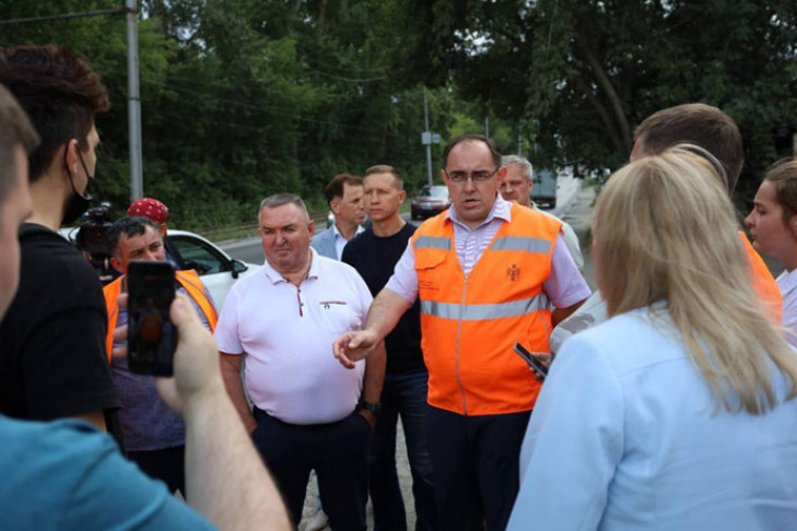 Участники проекта «Дорожный контроль» подвергли критике итоги ремонта проспекта Дзержинского