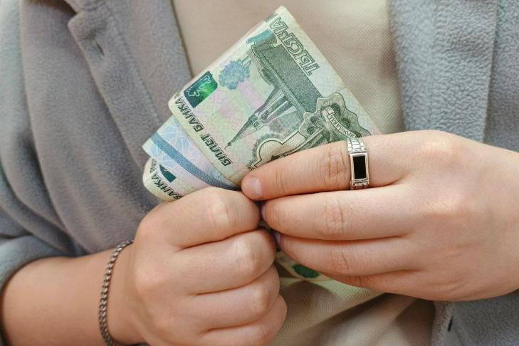 От налога на украденный 30 лет назад Mercedes освободили жителя Новосибирска