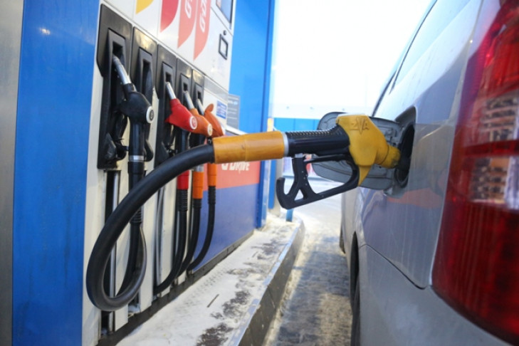 Прогноз по ценам на бензин на 2022 год в Новосибирской области - эксперты