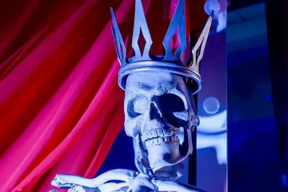 Убийства в опере: новосибирцев впервые пустили на ночь в НОВАТ