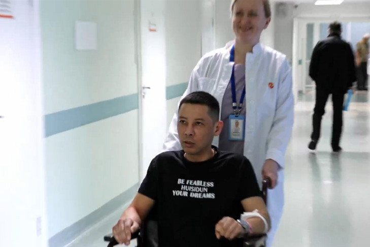 Героя СВО избавили от тяжелой сердечной патологии в Новосибирске