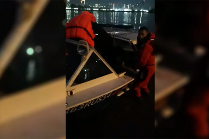 Девушку выловили из Оби спасатели 9 мая в Новосибирске