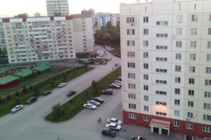Толпа хулиганов избила парня из-за сережки в ухе в Новосибирске