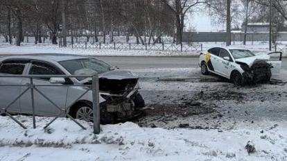 Два человека пострадали в ДТП в Ленинском районе Новосибирска