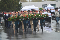 Митинг в Новосибирске: Губернатор региона выразил благодарность воинам спецназа