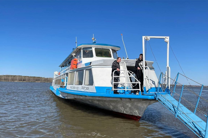 Возобновили остановки водного транспорта в Новосибирской области