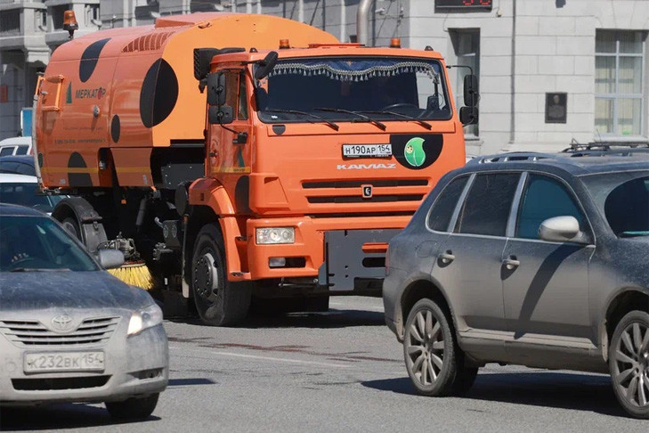 Всесезонные машины для уборки улиц пригонят в Новосибирск