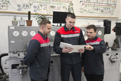 Добро пожаловать в «Локотех», молодежь!