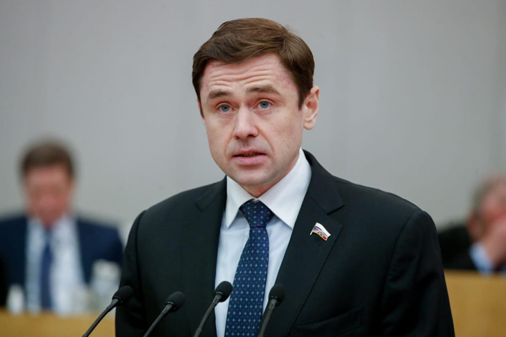 Госдума в I чтении приняла закон о закреплении кадров в государственной системе здравоохранения